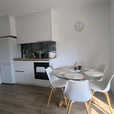 Aparment With Private Pool Shades Of Bluemm Apartman *